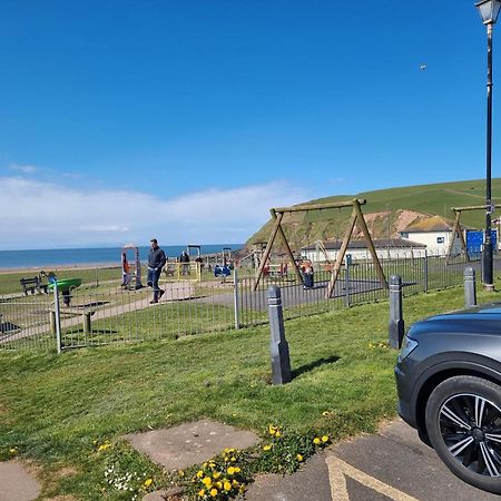 Impeccable Beachfront 2-Bed Cottage In St Bees Eksteriør bilde